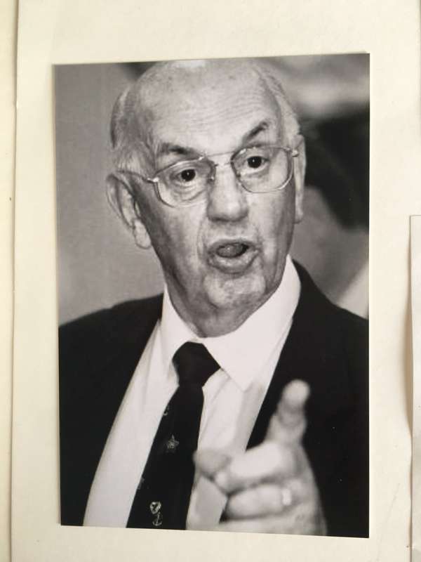 LOVELY AUTOGRAPHED CARD AND LETTER OF FORMER PRESIDENT PW. BOTHA AND MRS AND PRESS  PHOTO