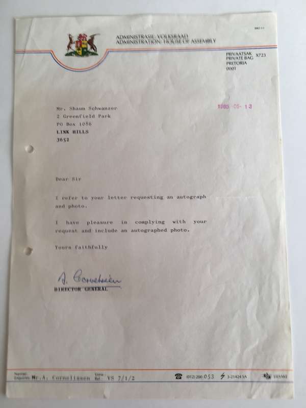 LOVELY AUTOGRAPHED LETTER AND PHOTO OF FORMER DIRECTOR GENERAL - 1985