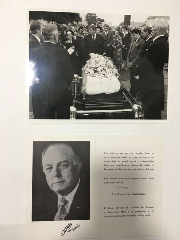VINTAGE BURIAL  CARD OF FORMER PRESIDENT 1915-1983 AND PRESS PHOTO