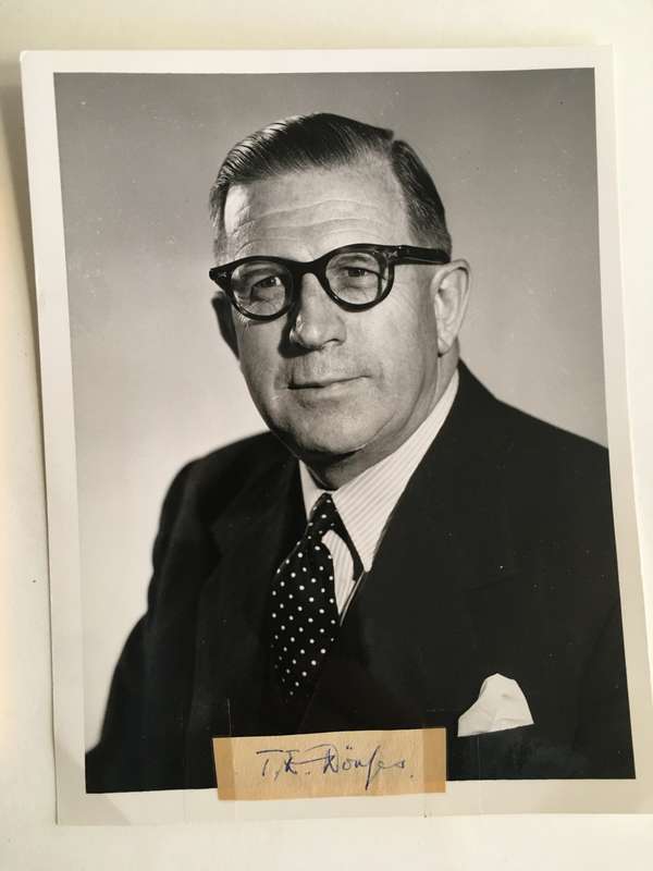 AUTOGRAPH / SIGNED - DR. J E DONGES - ACTED AS PRIME MINISTER TIME OF VERWOERD DIED 1968