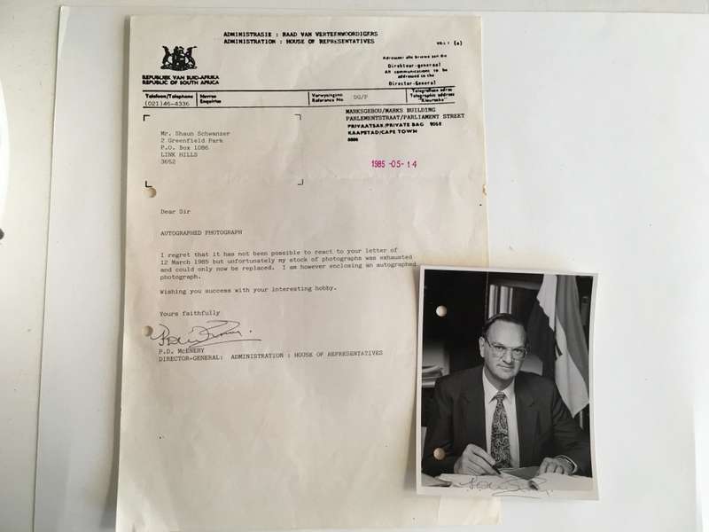 LOVELY AUTOGRAPHED PHOTO OF PAST DIRECTOR - GENERAL  AND LETTER - 1985