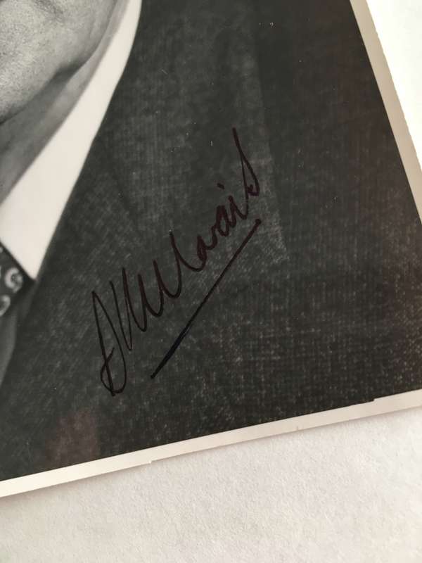 LOVELY AUTOGRAPHED PHOTO OF FORMER - CMDT P. G. MARAIS CHAIRMAN OF ARMSCOR