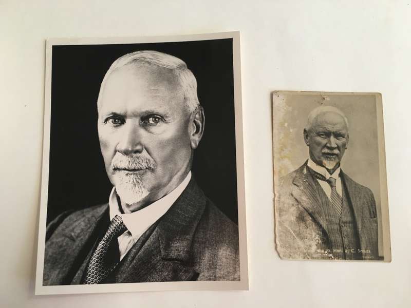 LOVELY POSTCARD AND PHOTO OF FORMER PRESIDENT - JAN SMUTS