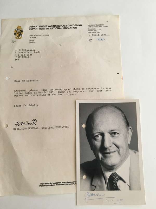 LOVELY AUTOGRAPHED PHOTO AND LETTER OF FORMER - DIRECTOR-GENERAL -1985
