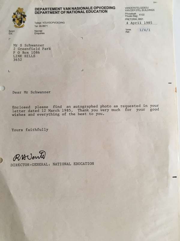LOVELY AUTOGRAPHED PHOTO AND LETTER OF FORMER - DIRECTOR-GENERAL -1985