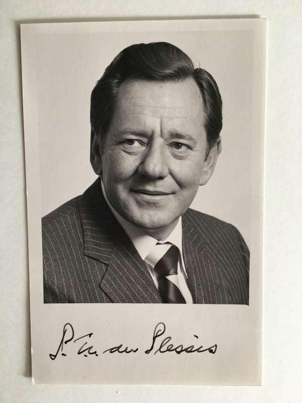 LOVELY AUTOGRAPH OF THEN MINISTER OF MINERAL AND ENERGY AFFAIRS AND LETTER  - 1983