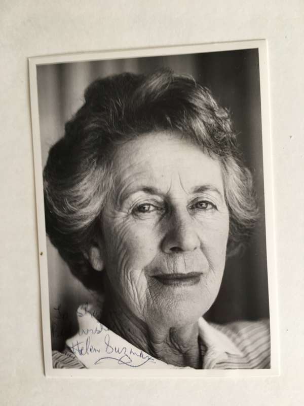 LOVELY HELEN SUZMAN AUTOGRAPHED PHOTO AND LETTER - 2002