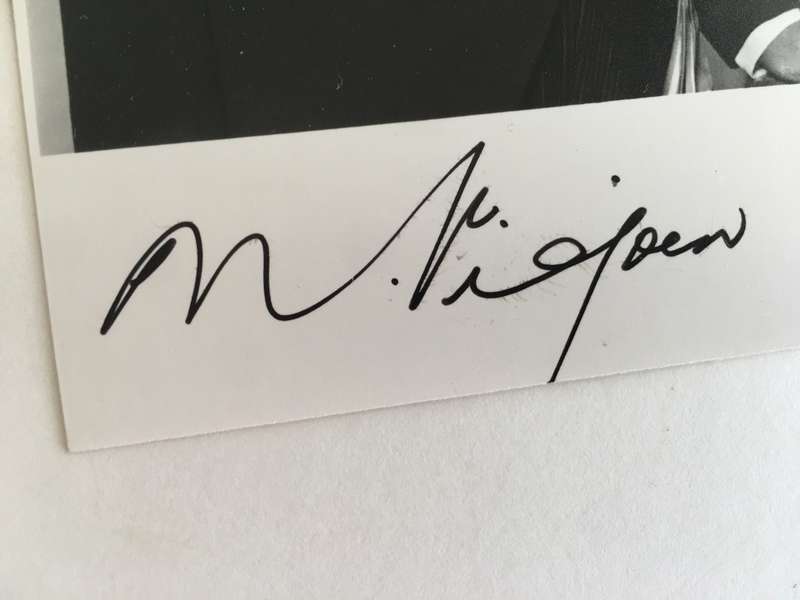 LOVELY AUTOGRAPHED PHOTO OF FORMER PRSIDENT -  MARAIS VILJOEN