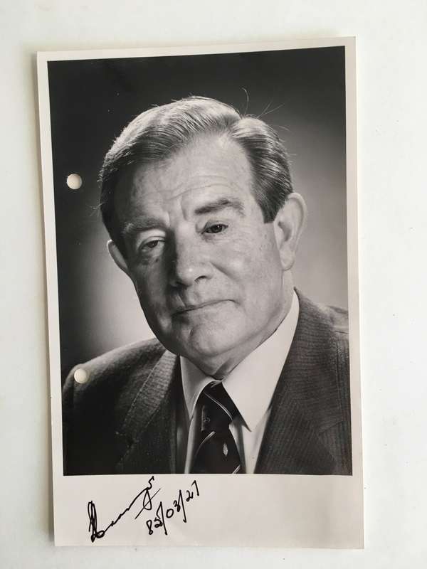 LOVELY VINTAGE AUTOGRAPH AND LETTER OF FORMER MINISTER P CRONJE - 1985