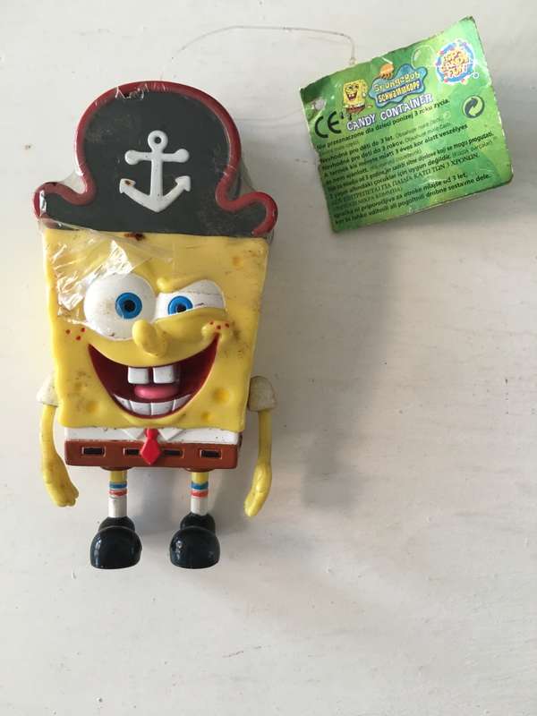 VINTAGE SPONGE BOB  FIGURE - BIPS CANDY FUN  MADE IN CHINA PART OF WRAPPING  STILL ON