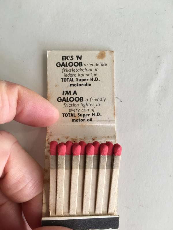 VINTAGE 2 MATCH BOOKS