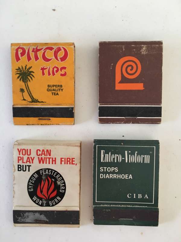 4 VINTAGE MATCH BOOKS MATCHES IN