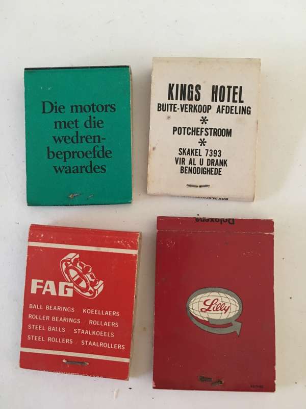4 VINTAGE MATCH BOOKS MATCHES IN