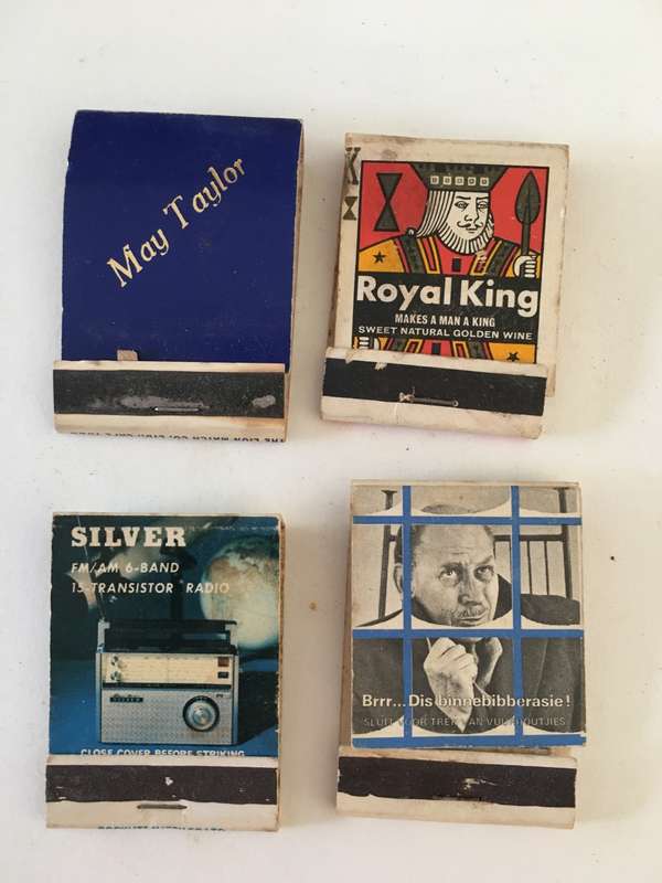 4 VINTAGE MATCH BOOKS MATCHES IN