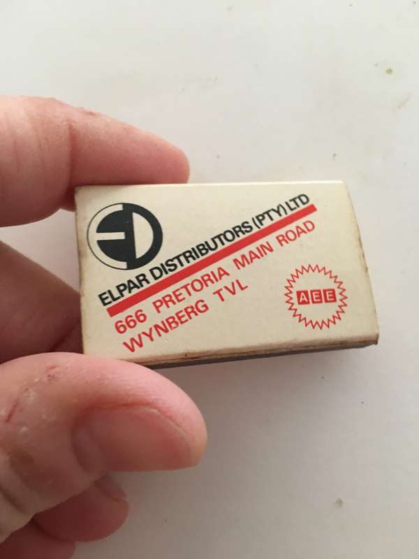 VINTAGE  MATCH BOX WITH MATCHES