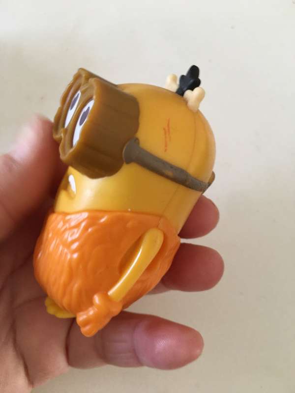 VINTAGE MC DONALDS MINION TOY - 2015