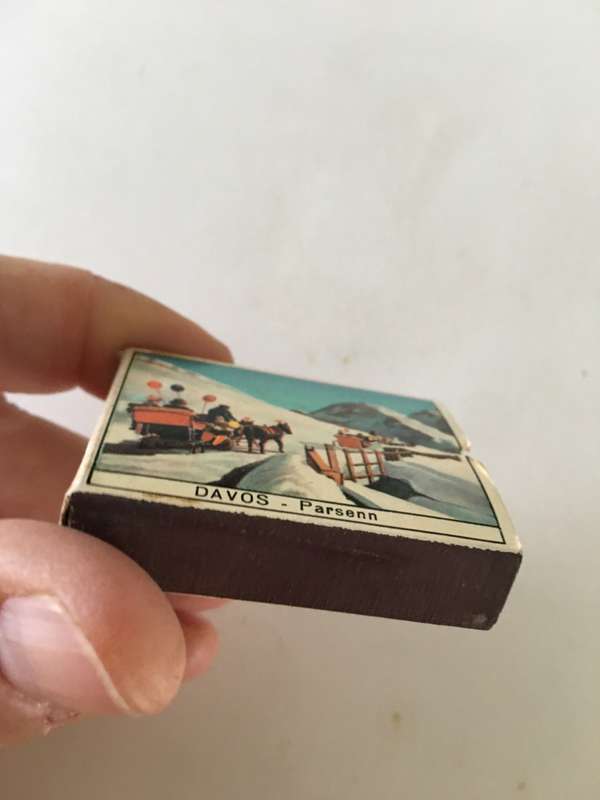 VINTAGE MATCH BOX WITH MATCHES
