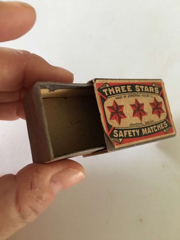 VINTAGE MATCH BOX EMPTY