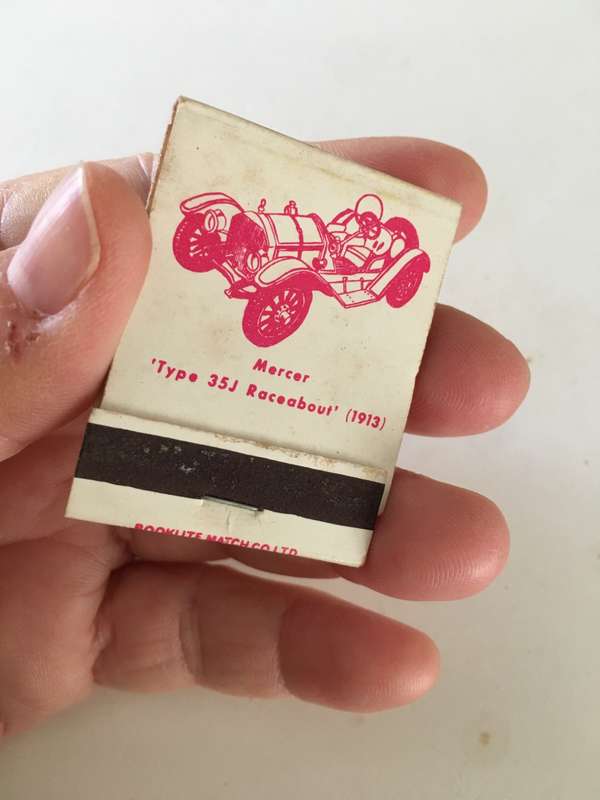 VINTAGE MATCH BOOK WITH MATCHES