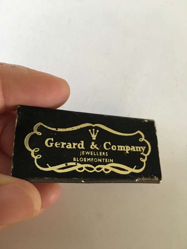 VINTAGE MATCH BOX WITH MATCHES