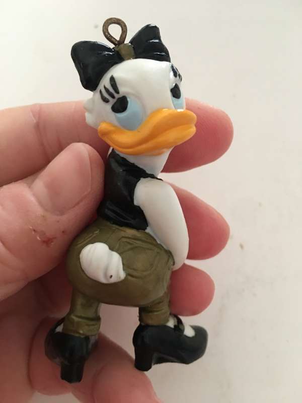 VINTAGE DAISY PVC  DUCK 1988 THE WALT DISNEY COMPANY FIGURE