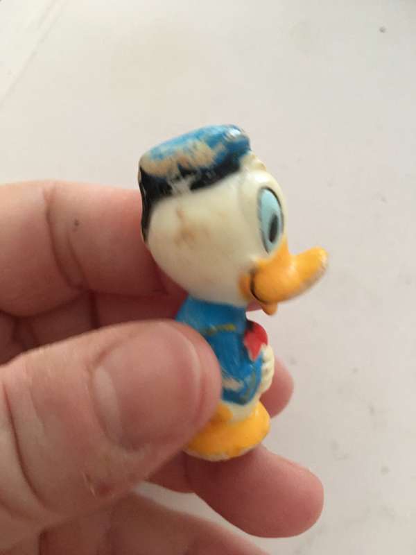 VINTAGE PVC DONALD DUCK ONE OF THE VERY FIRST DONALD DUCK FIGURES - WALT DISNEY PRODUCTIONS