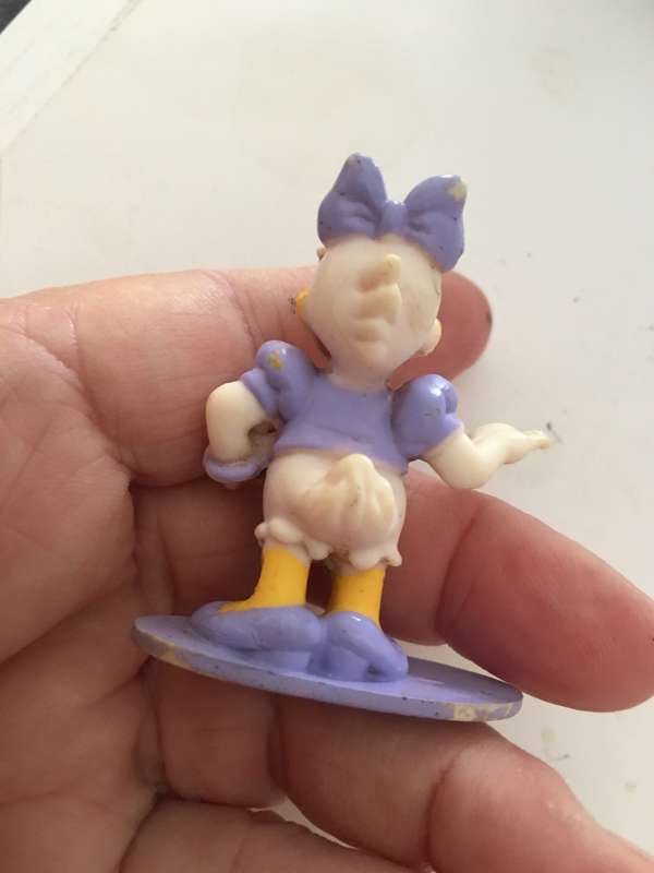 VINTAGE PVC DAISY DUCK DISNEY FIGURE
