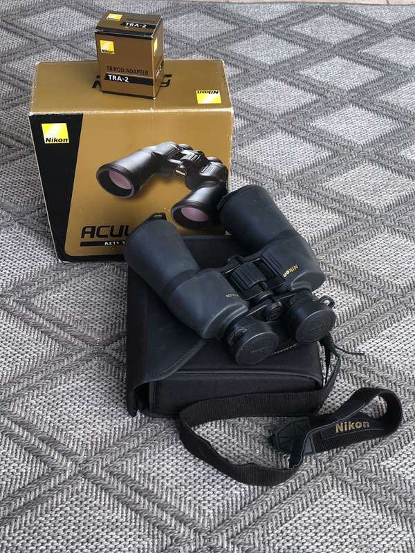 NIKON ACULON A211 16x50 BINOCULARS IN BOX WITH BAG AND TRIPOD ADAPTOR IN VERY GOOD CONDITION