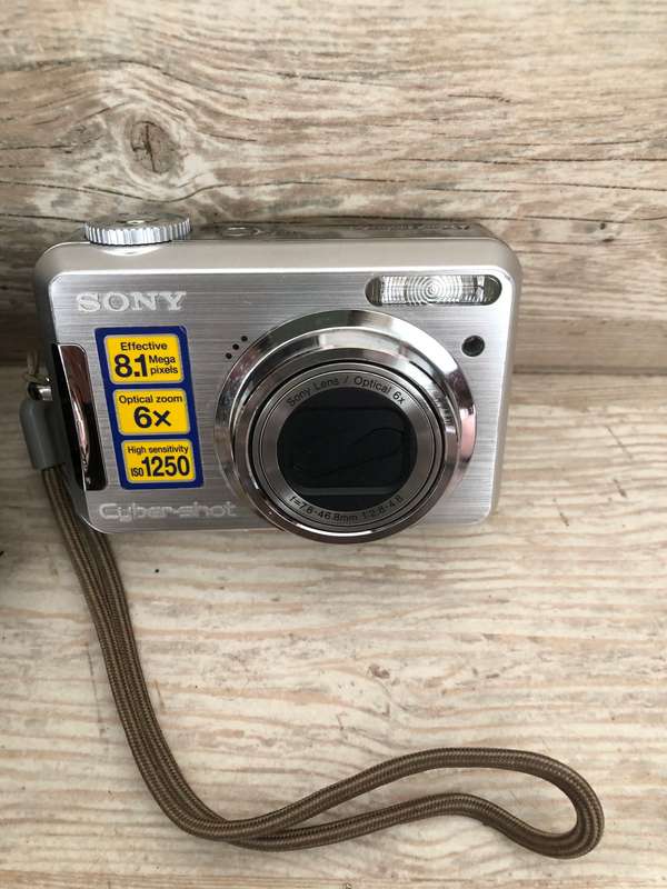 BULK DEAL - THREE CAMERAS ONE PENTAX ESPIO 140M ONE CANON POWERSHOT A400 AND ONE SONY CYPER-SHOT