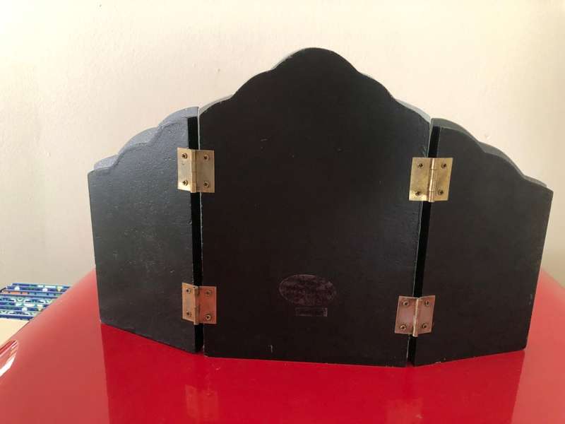 BEAUTIFUL FOLDABLE BEVELED MIRROR