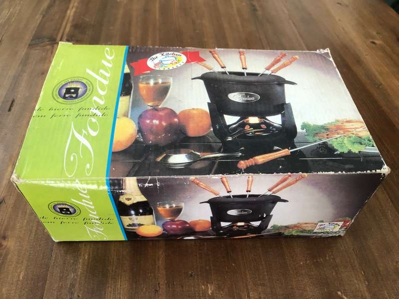 BLACK CAST IRON FONDUE POT WITH BURNER IN ORIGINAL BOX