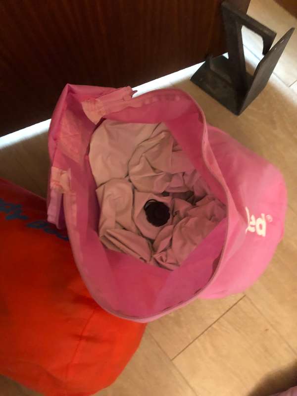 ALL-IN-ONE TODDLERS' DISNEY PRINCESSES READYBED IN VERY GOOD CONDITION.