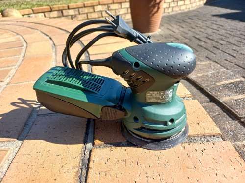 Bosch Pex 220 A Orbit Sander - Excellent condition