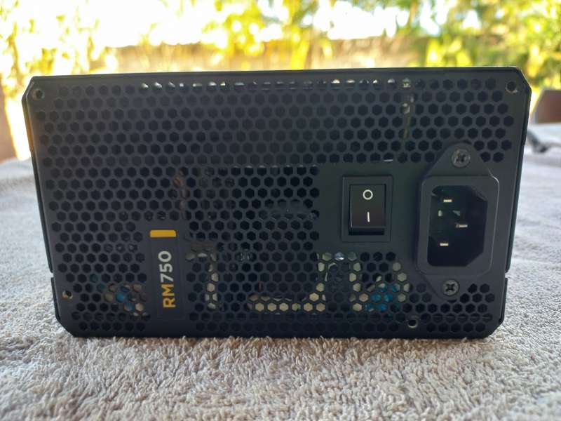 Corsair RM750  80+ Gold Fully Modular PSU