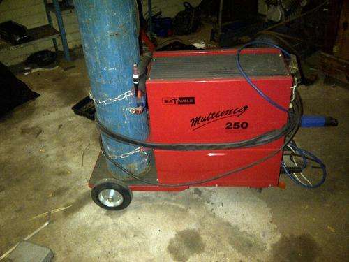 As good as new MatWeld Multimig 250 with Bottle!!!!!!!!!!!!