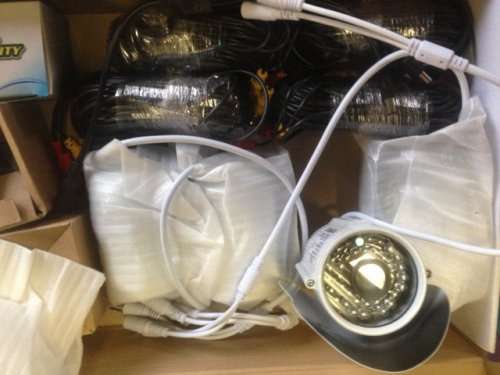 4 x New cameras with power supply and comm cables