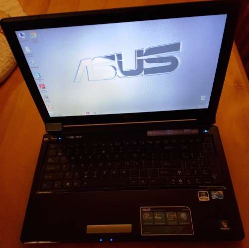 ASUS ULV50V Laptop. Immaculate condition!!!