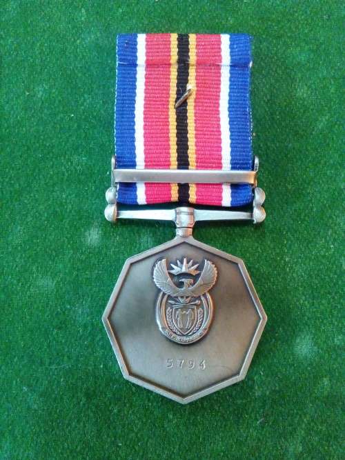 SADF / SANDF TSHUMELO (GSM) MEDAL WITH PEACE SUPPORT BAR AND MENTION IN DESPATCHES
