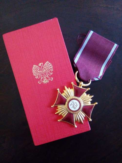 POLAND MERIT CROSS WITH BOX OF ISSUE