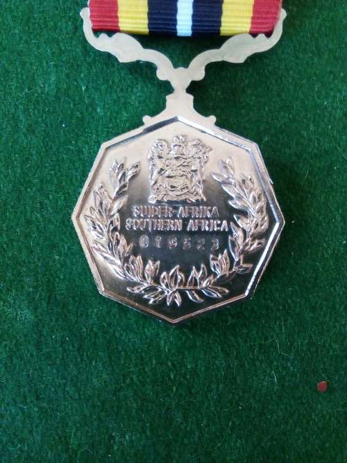 SADF SOUTHERN AFRICA MEDAL (BORDER WAR) FULL SIZE 019523