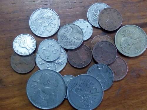 15 X MIXED ZIMBABWE COINS ... CIRCULATED