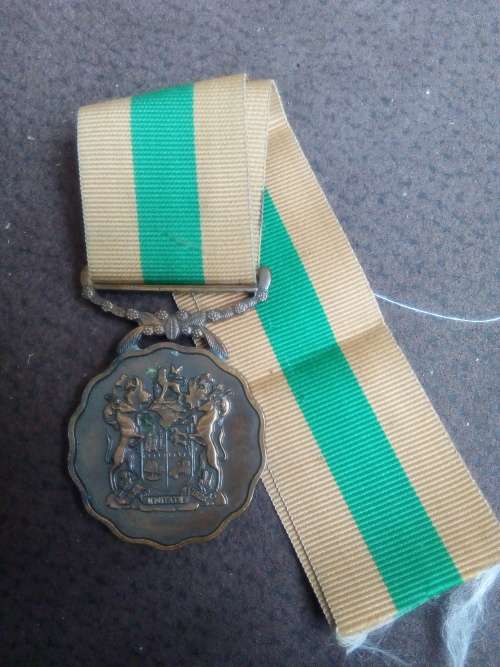SADF ... 10 YEARS SERVICE MEDAL BRONZE . NUMBERED FULL SIZE