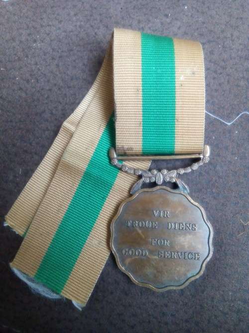 SADF ... 10 YEARS SERVICE MEDAL BRONZE . NUMBERED FULL SIZE
