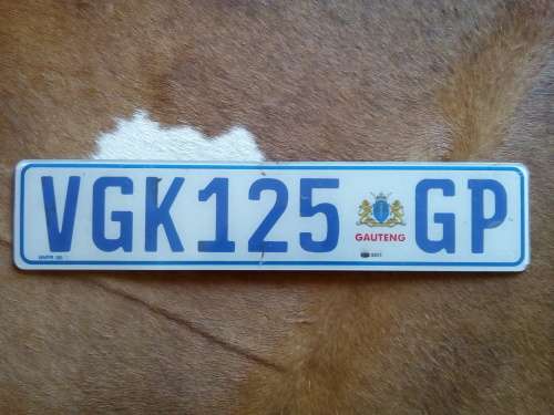 VEHICLE REGISTRATION NUMBER PLATE  .. GAUTENG PROVINCE .. PERSPEX