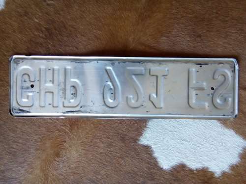 VINTAGE VEHICLE REGISTRATION NUMBER PLATE  .. FS  PROVINCE .. METAL