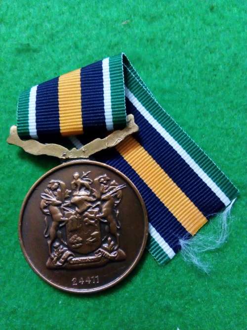 SADF ... DE WET MEDAL .. FULL SIZE NUMBERED
