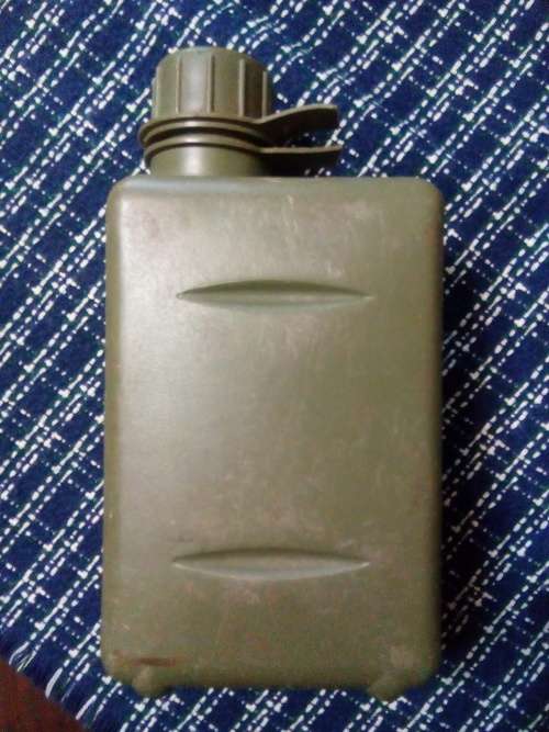 SADF .. 2 LITRE WATER BOTTLE ... LARGE LID TYPE ... LID STRAP BROKEN