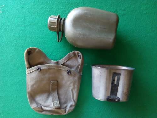 SADF PATTERN 73 WATER BOTTLE COMPLETE WITH FIREBUCKET