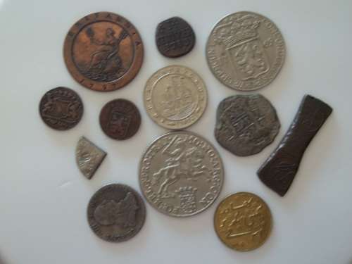 COMPLETE SET OF 12 VAN RIEBEECK REPLICA TOKENS