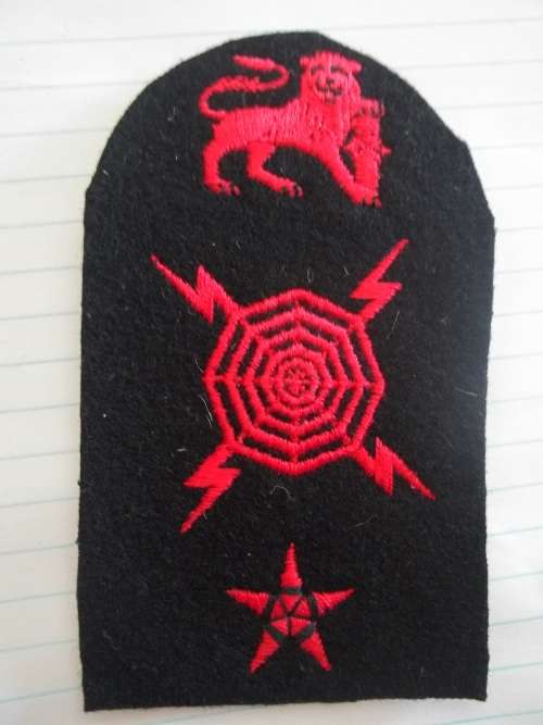 SADF - SA NAVY RADAR OPERATOR TRADE BADGE - SEAGOING UNIFORM (DISCONTINUED 1970's)